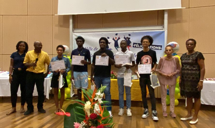 Saint-Claude. Cérémonie de remise des diplômes des bacheliers